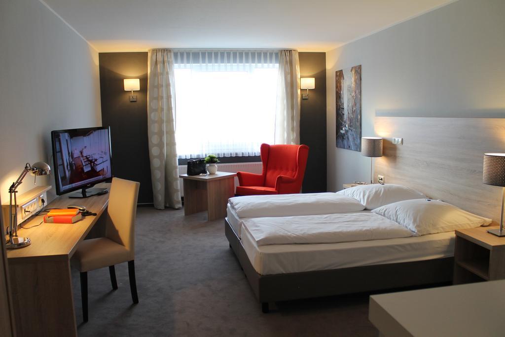 Hotel Westerfeld Хемминген Экстерьер фото
